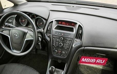 Opel Astra J, 2013 год, 730 000 рублей, 11 фотография