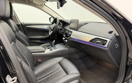 BMW 5 серия, 2019 год, 3 890 000 рублей, 14 фотография