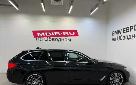 BMW 5 серия, 2019 год, 3 890 000 рублей, 6 фотография