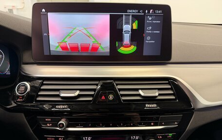 BMW 5 серия, 2019 год, 3 890 000 рублей, 18 фотография