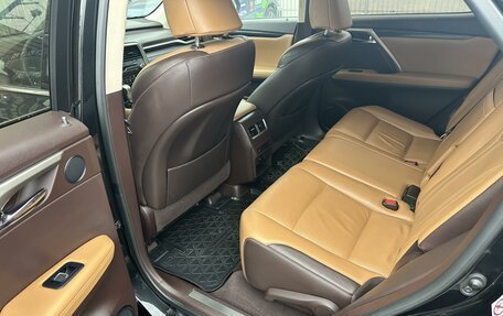 Lexus RX IV рестайлинг, 2019 год, 3 949 000 рублей, 7 фотография