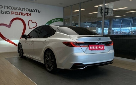 Toyota Camry, 2024 год, 3 890 000 рублей, 3 фотография