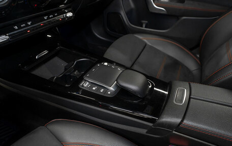 Mercedes-Benz CLA, 2020 год, 2 900 000 рублей, 15 фотография