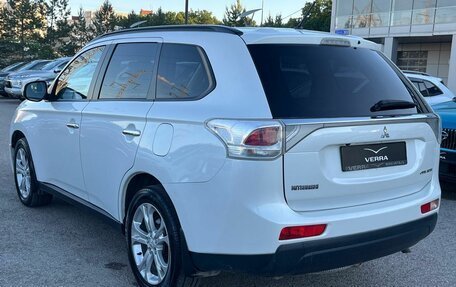 Mitsubishi Outlander III рестайлинг 3, 2014 год, 1 550 000 рублей, 7 фотография