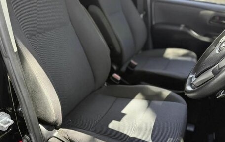 Toyota Voxy III, 2019 год, 2 390 000 рублей, 16 фотография