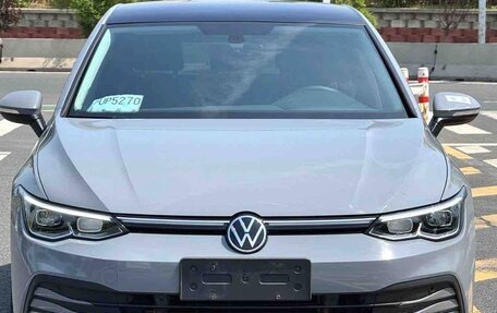 Volkswagen Golf VIII, 2023 год, 2 254 000 рублей, 3 фотография