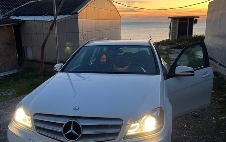 Mercedes-Benz C-Класс, 2013 год, 1 820 000 рублей, 4 фотография