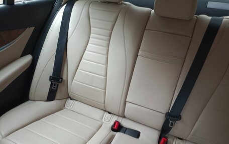 Mercedes-Benz E-Класс, 2016 год, 2 045 000 рублей, 15 фотография