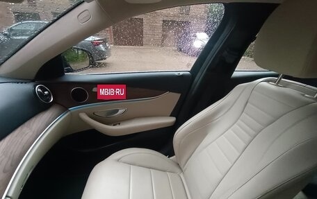Mercedes-Benz E-Класс, 2016 год, 2 045 000 рублей, 14 фотография