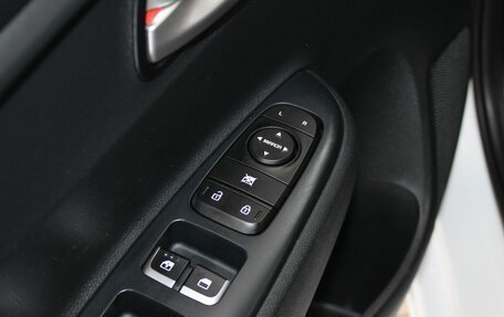 KIA Rio IV, 2021 год, 1 499 900 рублей, 10 фотография