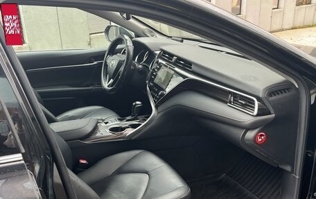 Toyota Camry, 2019 год, 2 600 000 рублей, 7 фотография
