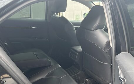 Toyota Camry, 2019 год, 2 600 000 рублей, 14 фотография
