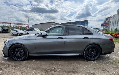 Mercedes-Benz E-Класс, 2017 год, 2 500 000 рублей, 13 фотография