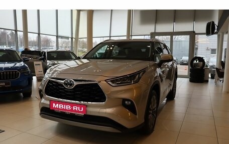Toyota Highlander, 2026 год, 5 100 000 рублей, 6 фотография