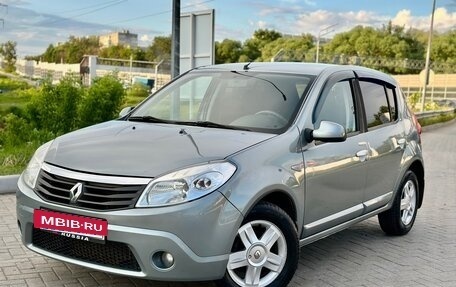 Renault Sandero I, 2010 год, 590 000 рублей, 2 фотография