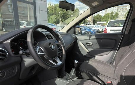 Renault Logan II, 2022 год, 1 050 000 рублей, 7 фотография