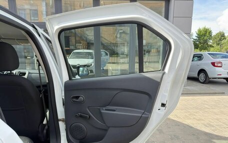 Renault Logan II, 2022 год, 1 050 000 рублей, 17 фотография