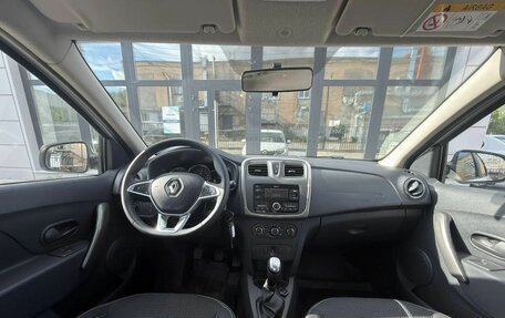 Renault Logan II, 2022 год, 1 050 000 рублей, 18 фотография