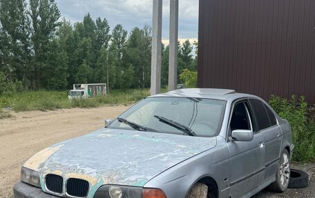 BMW 5 серия, 1996 год, 240 000 рублей, 1 фотография