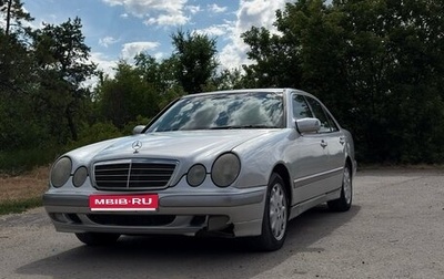 Mercedes-Benz E-Класс, 1999 год, 500 000 рублей, 1 фотография