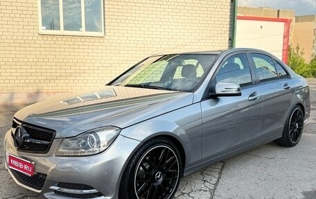 Mercedes-Benz C-Класс, 2012 год, 1 630 000 рублей, 1 фотография