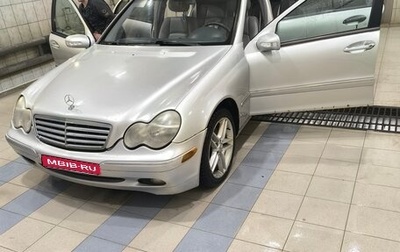 Mercedes-Benz C-Класс, 2003 год, 315 000 рублей, 1 фотография