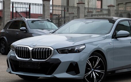 BMW 5 серия, 2025 год, 8 100 000 рублей, 1 фотография