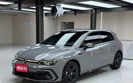 Volkswagen Golf VIII, 2023 год, 1 888 000 рублей, 1 фотография