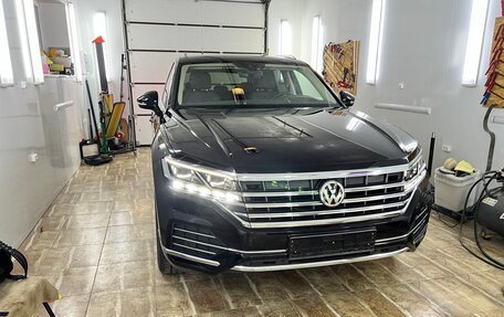 Volkswagen Touareg III, 2019 год, 5 570 000 рублей, 1 фотография
