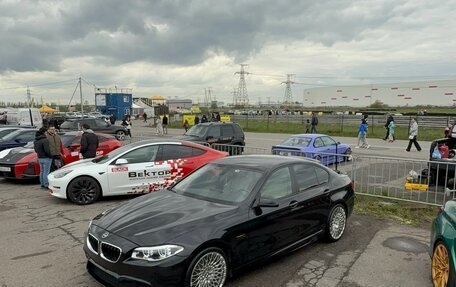 BMW 5 серия, 2011 год, 1 800 000 рублей, 1 фотография