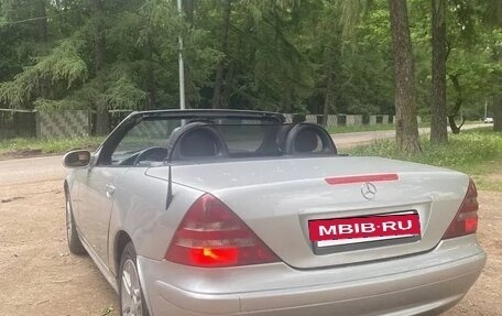 Mercedes-Benz SLK-Класс, 2002 год, 900 000 рублей, 4 фотография