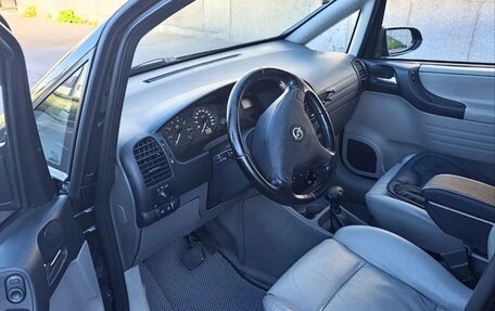 Opel Zafira A рестайлинг, 2002 год, 600 000 рублей, 4 фотография