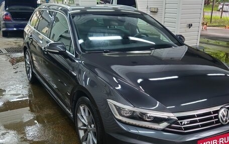 Volkswagen Passat B8 рестайлинг, 2018 год, 2 800 000 рублей, 2 фотография