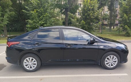 Hyundai Solaris II рестайлинг, 2021 год, 1 720 000 рублей, 6 фотография