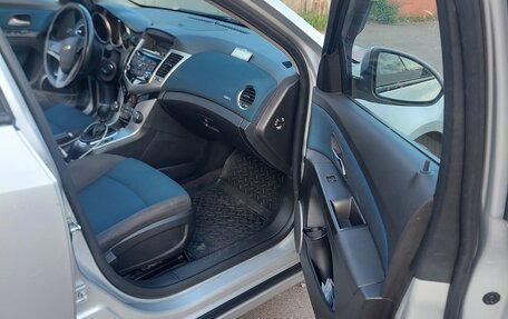 Chevrolet Cruze II, 2012 год, 850 000 рублей, 5 фотография