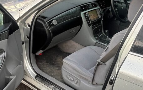 Toyota Crown, 2004 год, 575 000 рублей, 10 фотография