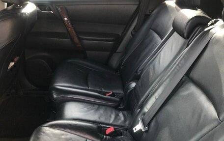 Toyota Highlander III, 2011 год, 1 620 000 рублей, 7 фотография