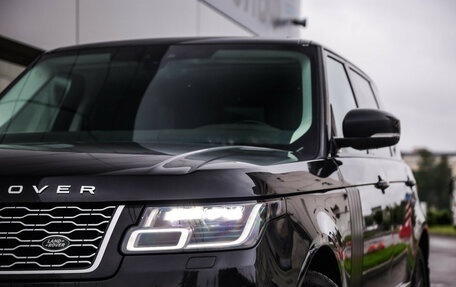 Land Rover Range Rover IV рестайлинг, 2018 год, 4 599 000 рублей, 2 фотография