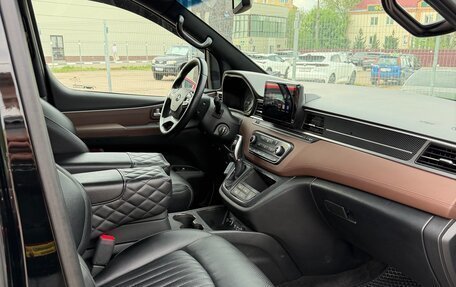 Hyundai Grand Starex Grand Starex I рестайлинг 2, 2019 год, 5 000 000 рублей, 11 фотография