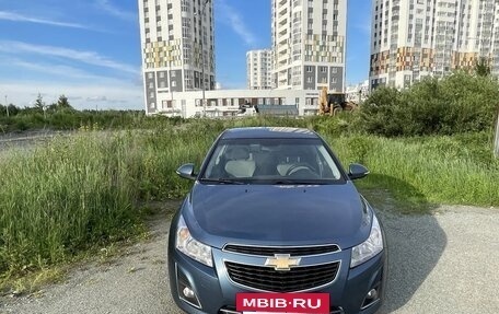 Chevrolet Cruze II, 2014 год, 950 000 рублей, 3 фотография