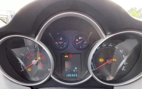 Chevrolet Cruze II, 2014 год, 950 000 рублей, 18 фотография