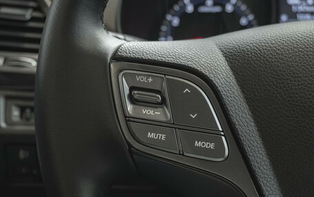 Hyundai Santa Fe III рестайлинг, 2015 год, 1 850 000 рублей, 22 фотография
