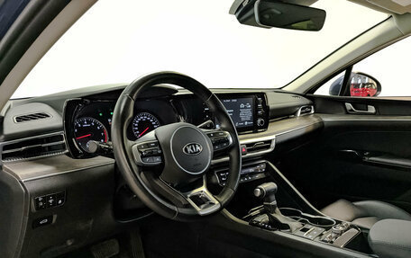 KIA K5, 2021 год, 2 650 000 рублей, 15 фотография