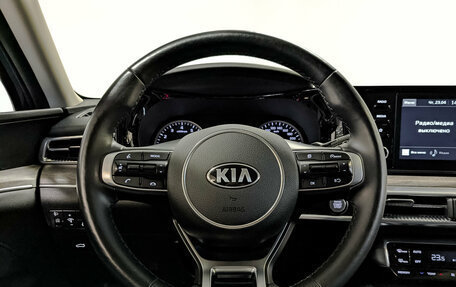KIA K5, 2021 год, 2 650 000 рублей, 22 фотография