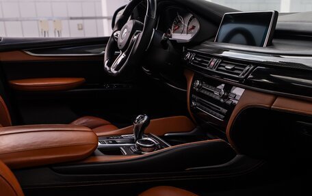 BMW X5 M, 2015 год, 3 250 000 рублей, 6 фотография