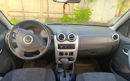 Renault Sandero I, 2012 год, 550 000 рублей, 2 фотография