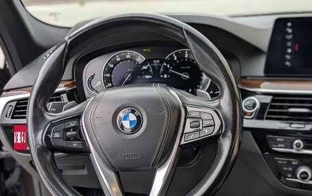 BMW 5 серия, 2018 год, 4 680 000 рублей, 17 фотография