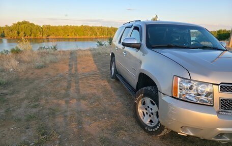 Chevrolet Tahoe III, 2011 год, 2 800 000 рублей, 3 фотография