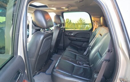 Chevrolet Tahoe III, 2011 год, 2 800 000 рублей, 8 фотография