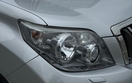 Toyota Land Cruiser Prado 150 рестайлинг 2, 2012 год, 2 899 999 рублей, 10 фотография